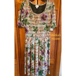 LuLaRoe Nicole